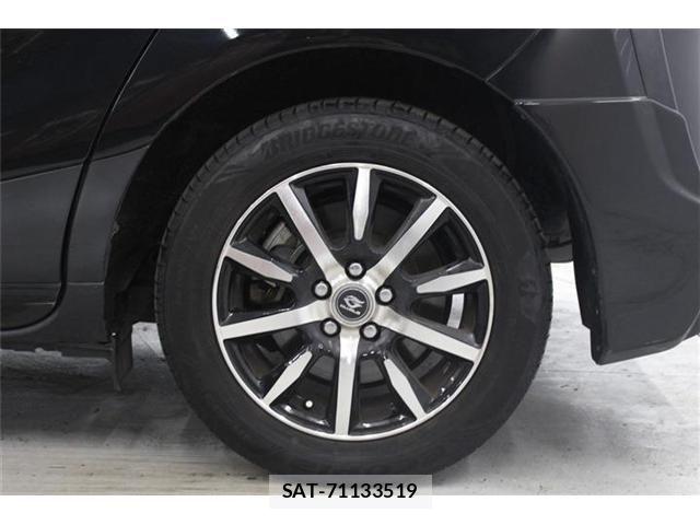 Toyota SIENTA 2016-07 6691265-24