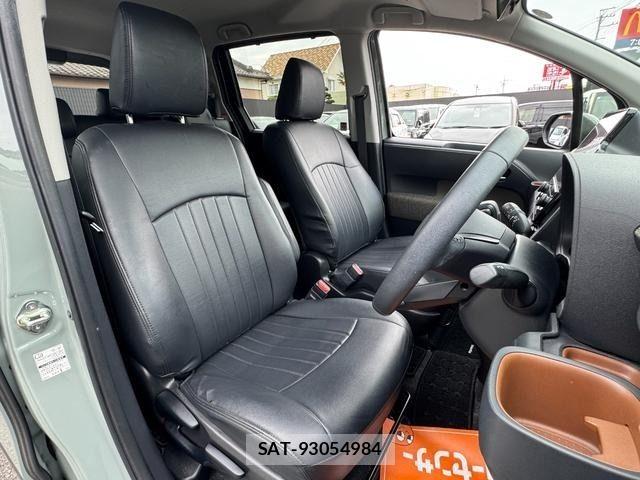Toyota SIENTA 2023-03 6717256-9