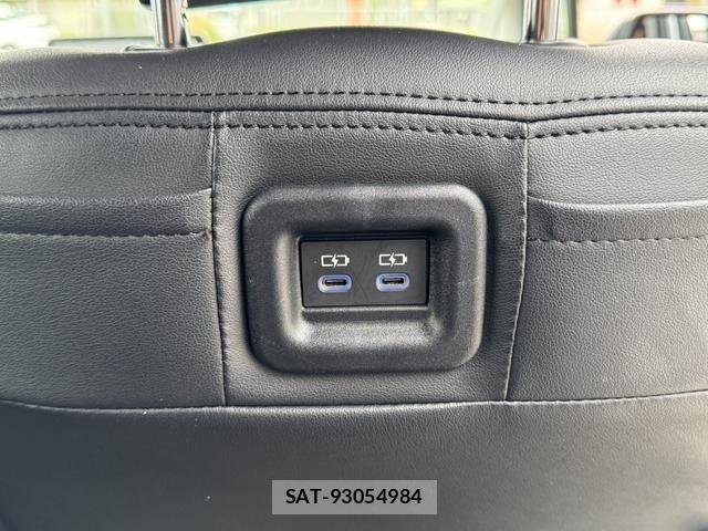 Toyota SIENTA 2023-03 6717256-28