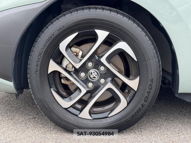 Toyota SIENTA 2023-03 6717256-8