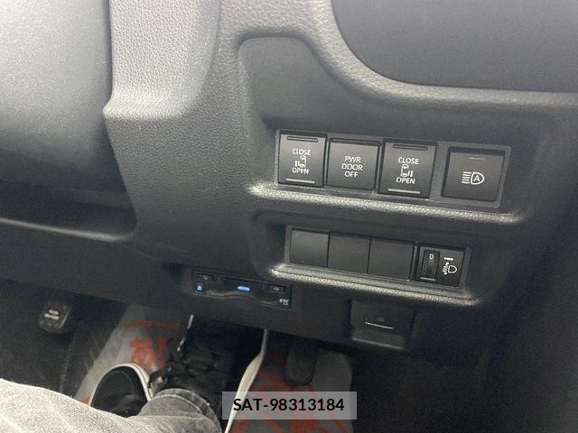 Toyota SIENTA 2023-03 6717259-17