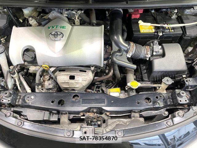 Toyota SIENTA 2015-10 6717273-17