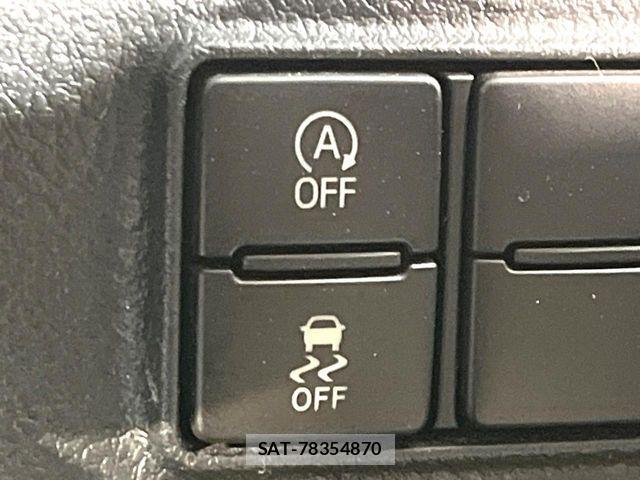 Toyota SIENTA 2015-10 6717273-6