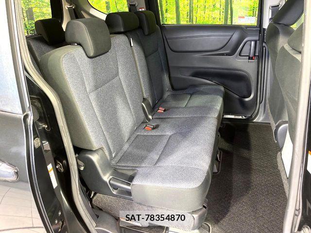 Toyota SIENTA 2015-10 6717273-8
