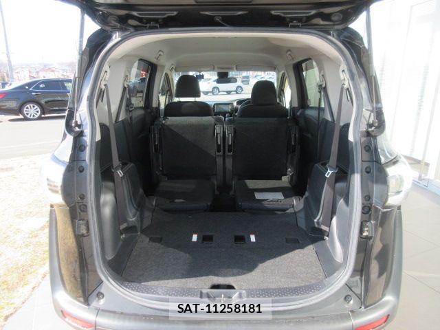 Toyota SIENTA 2015-09 6753292-10