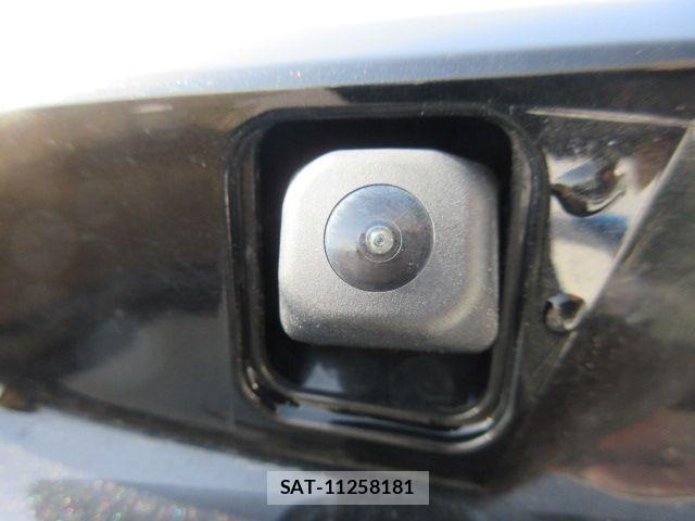 Toyota SIENTA 2015-09 6753292-11