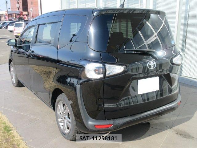 Toyota SIENTA 2015-09 6753292-4