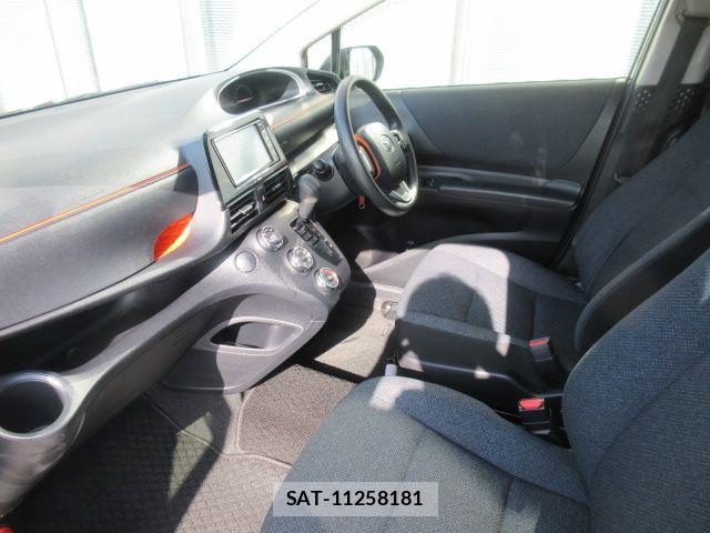 Toyota SIENTA 2015-09 6753292-5
