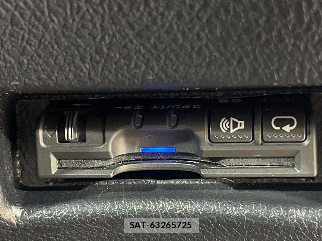 Toyota SIENTA 2018-02 6753291-4
