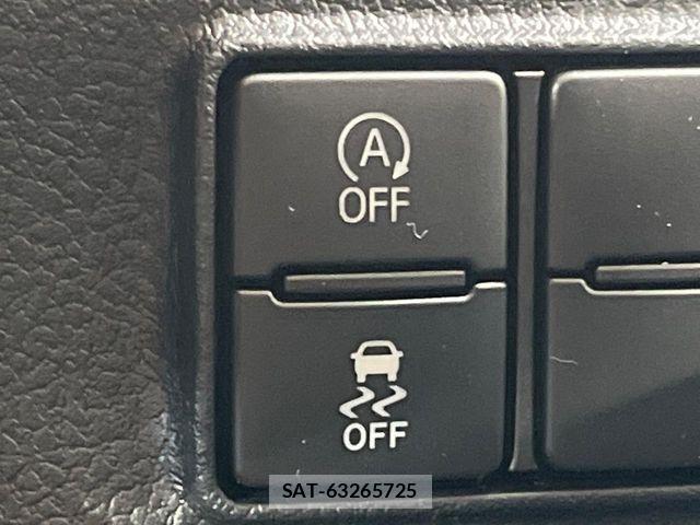 Toyota SIENTA 2018-02 6753291-6