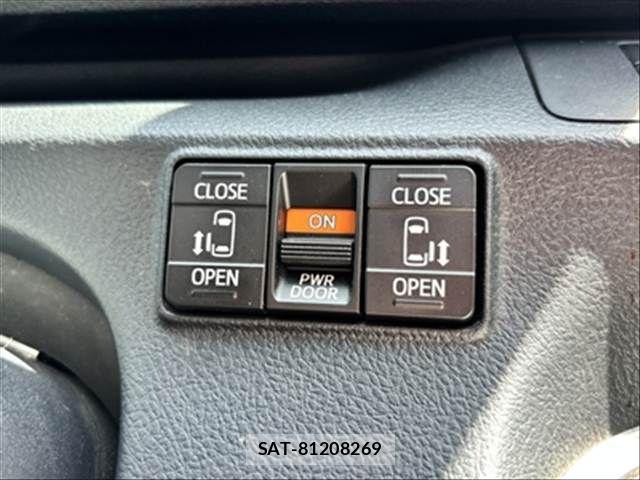 Toyota SIENTA 2021-07 6753288-16