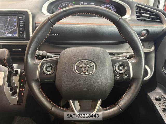 Toyota SIENTA 2018-02 6817232-12