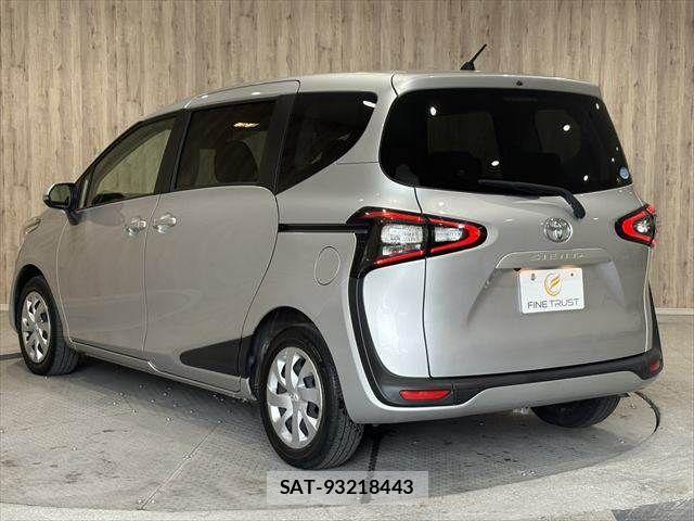Toyota SIENTA 2018-02 6817232-19