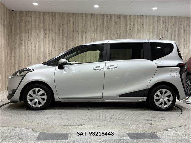 Toyota SIENTA 2018-02 6817232-20