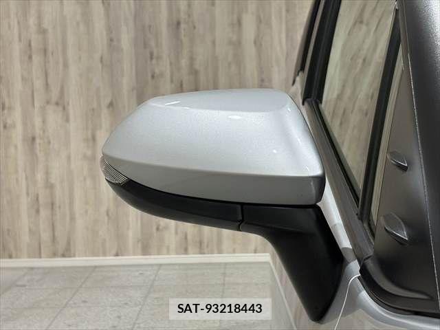 Toyota SIENTA 2018-02 6817232-22