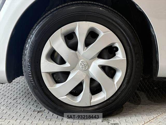 Toyota SIENTA 2018-02 6817232-29