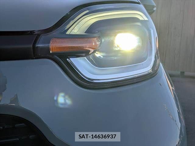 Toyota SIENTA 2025-02 6817229-15