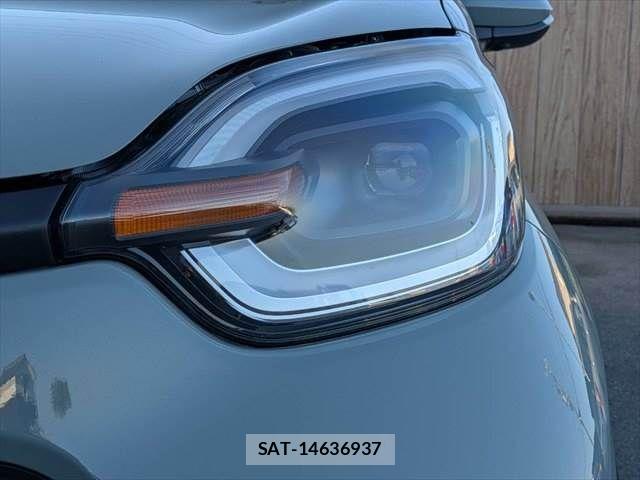 Toyota SIENTA 2025-02 6817229-24