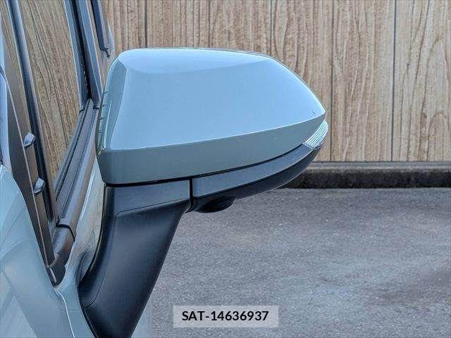 Toyota SIENTA 2025-02 6817229-26