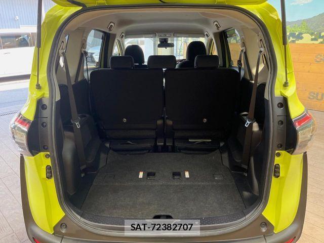 Toyota SIENTA 2015-11 6817245-9