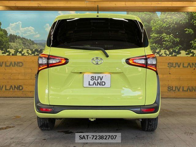 Toyota SIENTA 2015-11 6817245-14
