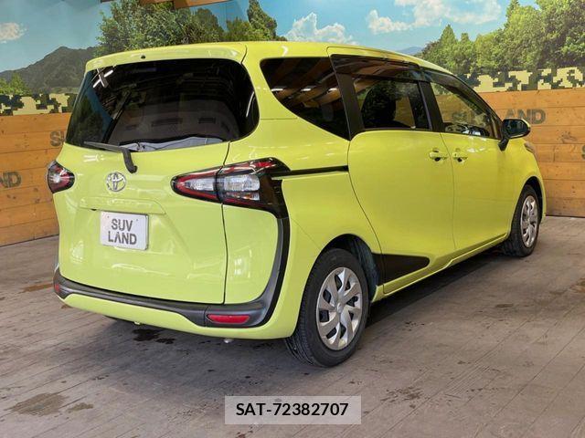 Toyota SIENTA 2015-11 6817245-16
