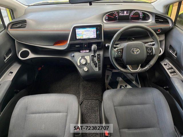 Toyota SIENTA 2015-11 6817245-1