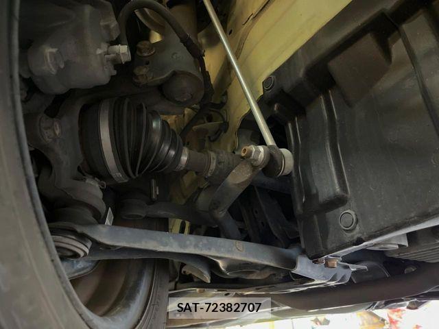 Toyota SIENTA 2015-11 6817245-19