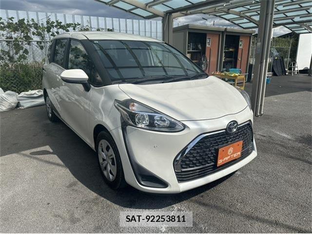 Toyota SIENTA 2021-03 6817236-0