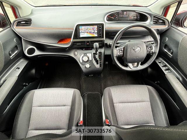 Toyota SIENTA 2022-04 6817231-1