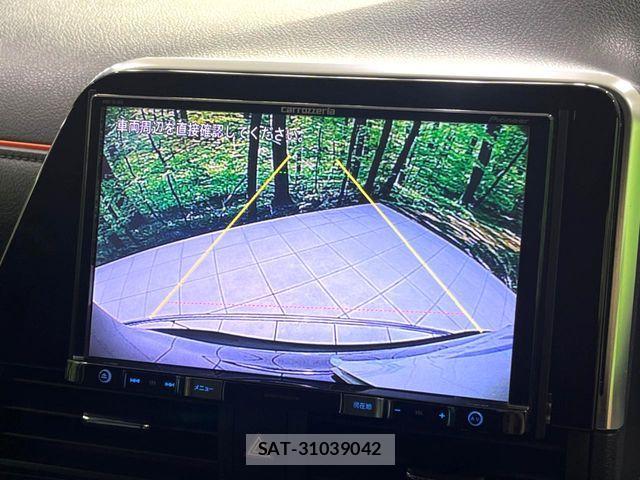 Toyota SIENTA 2017-09 6817247-4
