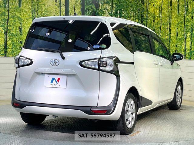Toyota SIENTA 2016-03 6817238-15