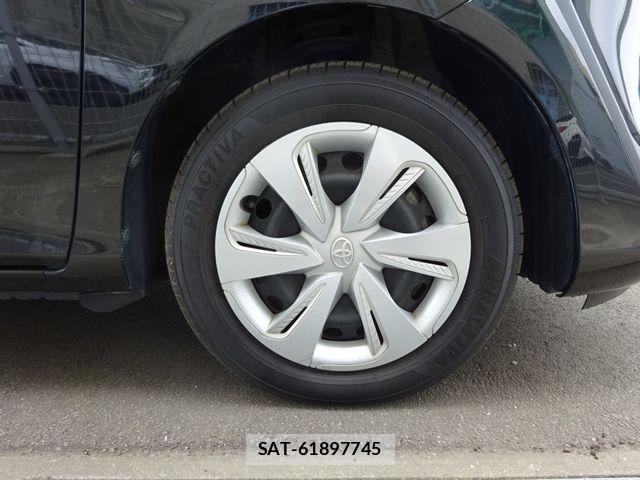 Toyota SIENTA 2019-12 6817235-19