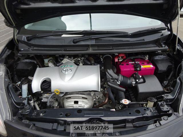 Toyota SIENTA 2019-12 6817235-3