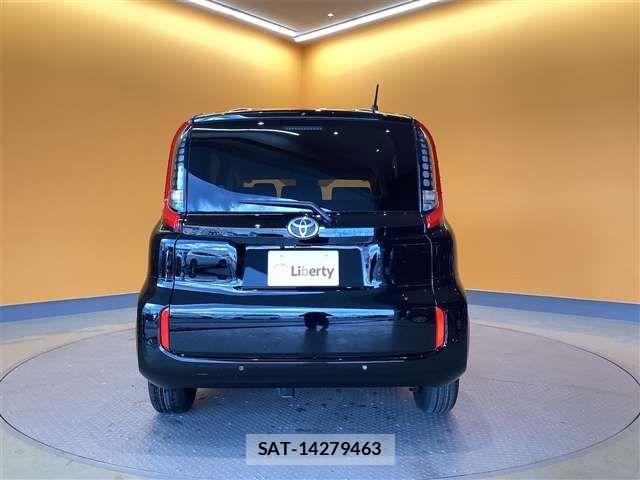 Toyota SIENTA 2025-02 6912617-13