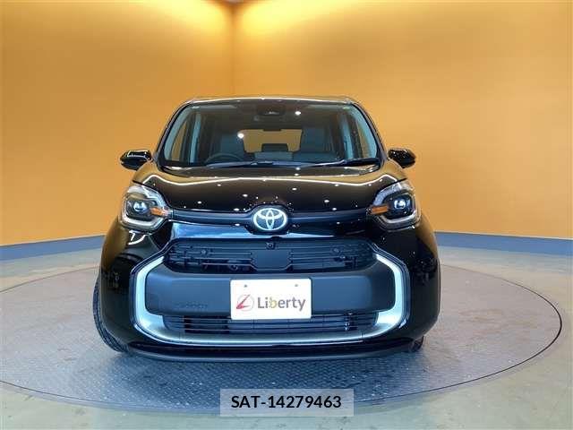 Toyota SIENTA 2025-02 6912617-15