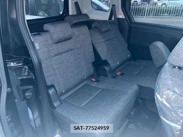 Toyota SIENTA 2025-02 6912618-19