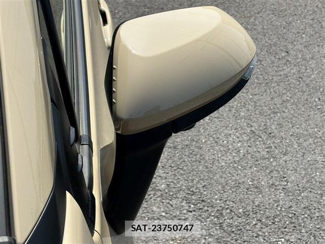 Toyota SIENTA 2025-01 6912628-16
