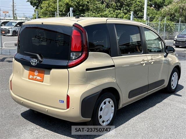 Toyota SIENTA 2025-01 6912628-4