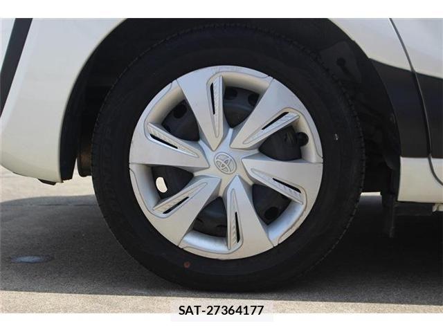 Toyota SIENTA 2021-03 6912654-15