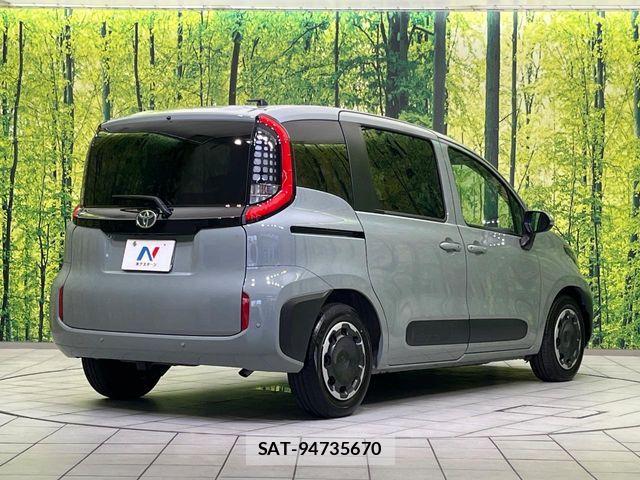 Toyota SIENTA 2024-04 6912626-16