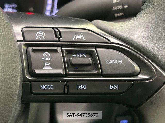 Toyota SIENTA 2024-04 6912626-5