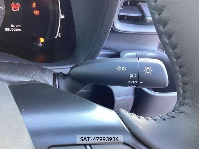 Toyota SIENTA 2025-02 6912619-13