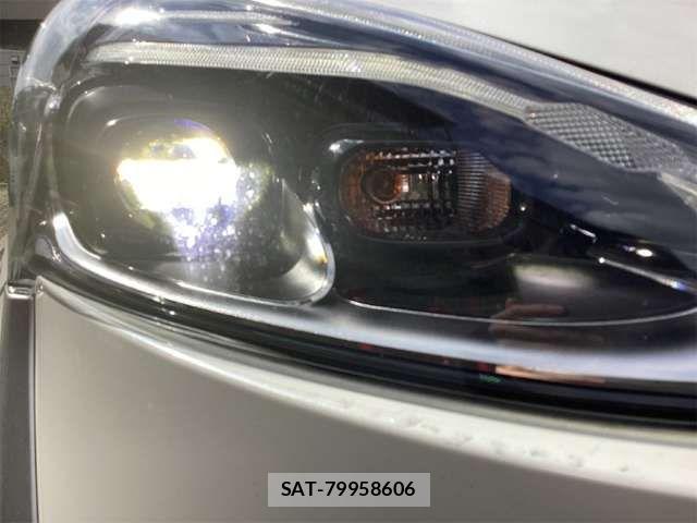 Toyota SIENTA 2021-04 6912630-16