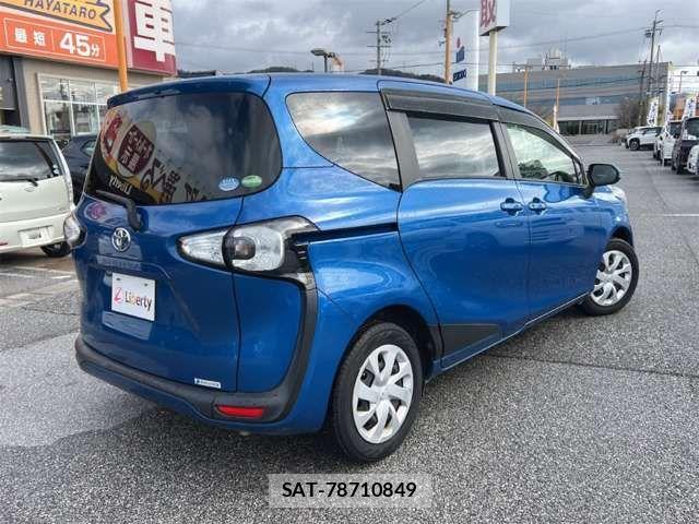 Toyota SIENTA 2017-10 6919726-10