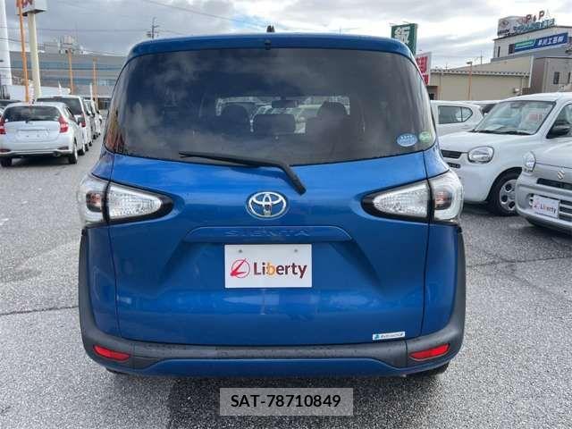Toyota SIENTA 2017-10 6919726-11