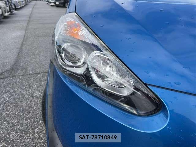 Toyota SIENTA 2017-10 6919726-16