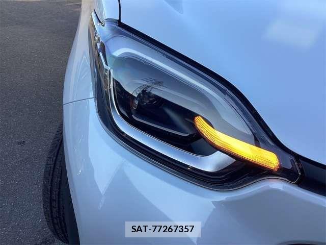 Toyota SIENTA 2025-02 6912612-15