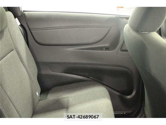 Toyota SIENTA 2019-02 6912650-29