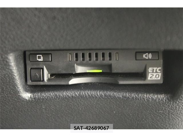 Toyota SIENTA 2019-02 6912650-4